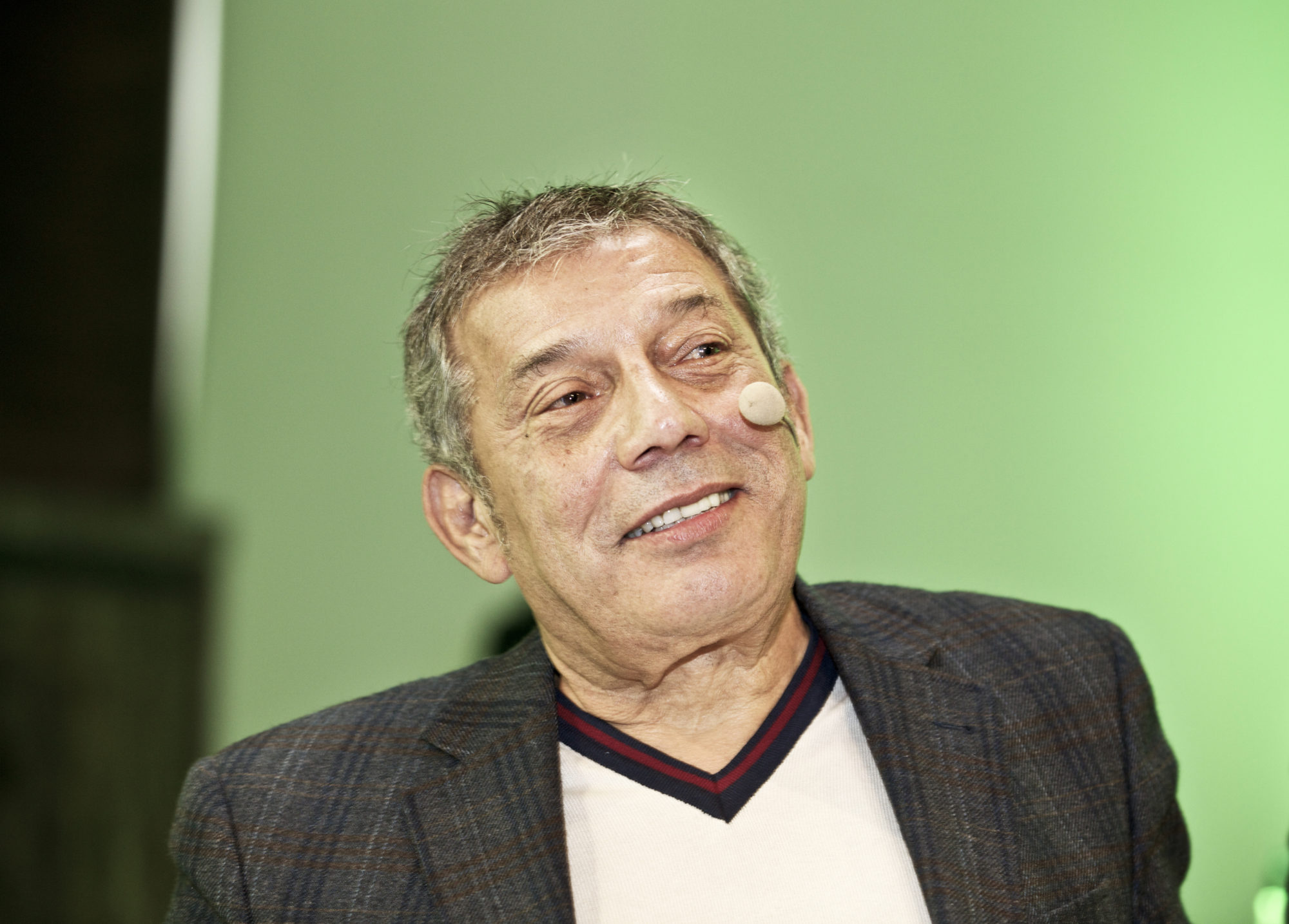 Nicky Cruz hein kuussa Suomeen Seurakuntalainen