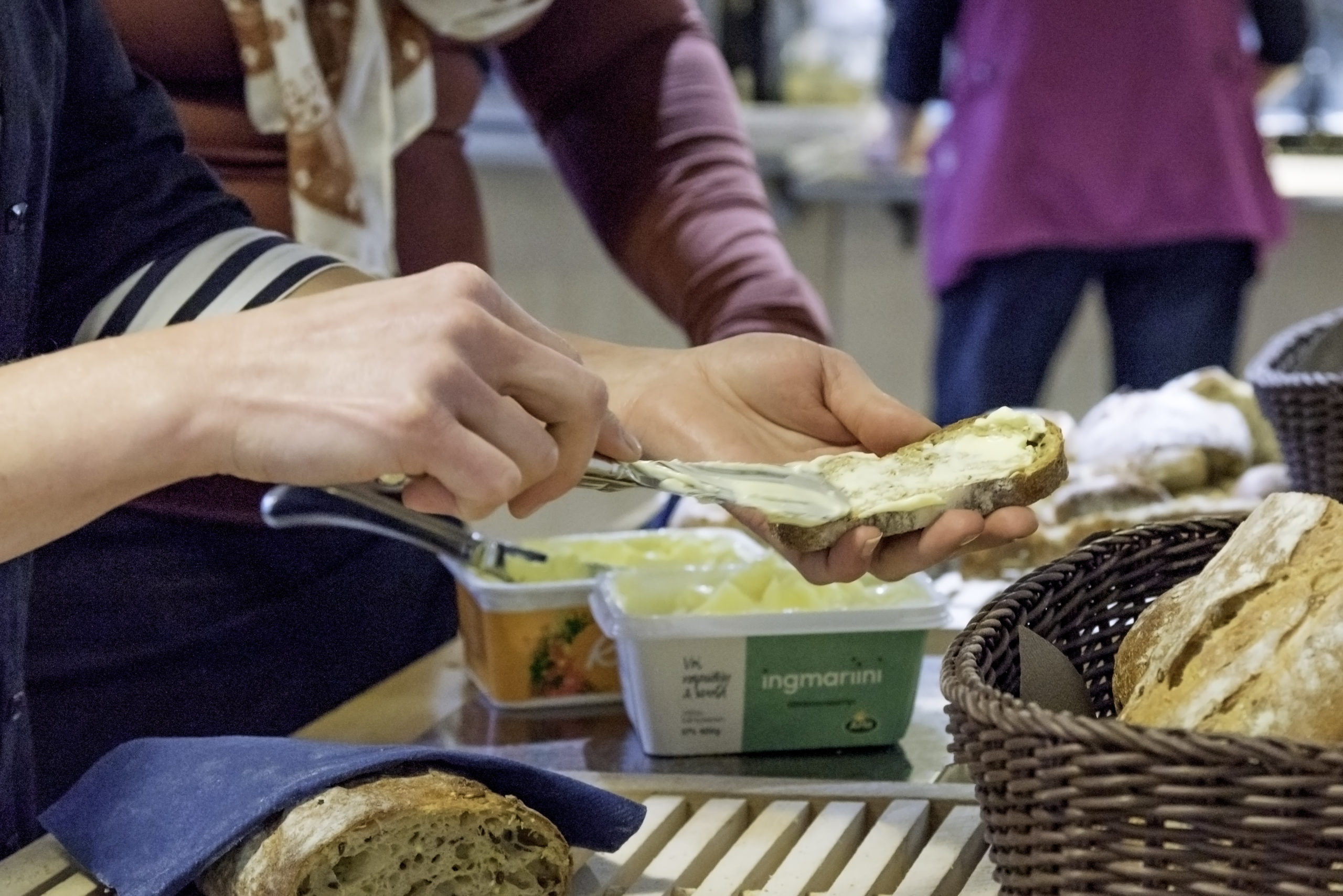 Arviolta 200 000 suomalaista turvautuu ruoka-apuun vuosittain -  Seurakuntalainen